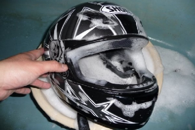 Helmet Cleaning